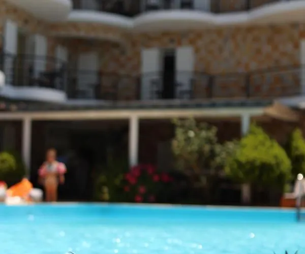 Hotel Agrume By Privé Ksamil